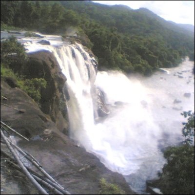Athirappilly Falls 1