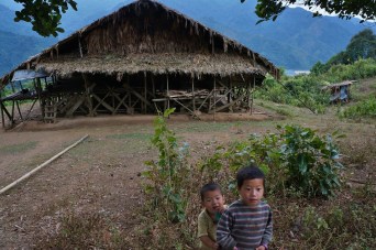 A house in the upstream of Subansiri River  Source: http://cooperfreeman.blogspot.in/2012/12/the-wild-east-epic.html 