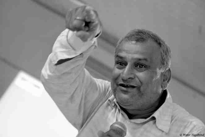 Activist Shashi Shekhar Speaking at a workshop in Patna 