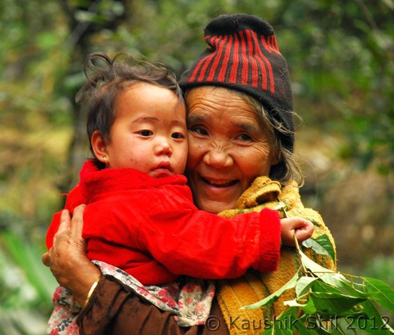 Adi Community that will be affected by the dams on Siang Photo with thanks from : Kaushik Shil