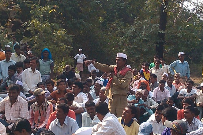 Local protest against Pinjal Dam near Jawhar which can submereg 11 villages and 2000 hectares fo forests Photo: SANDRP