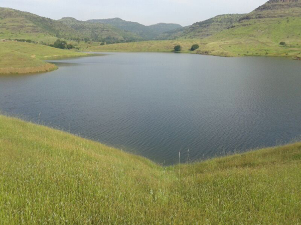 Desilted "Ganesh Sagar" of Pingori village Photo:www.dagdushetganapati.oeg