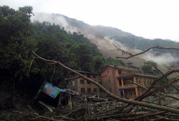 Houses affected by landslide, photo courtesy onlinekhabar.com