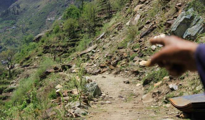 Lanslide close to Alwas village due to Tarela project