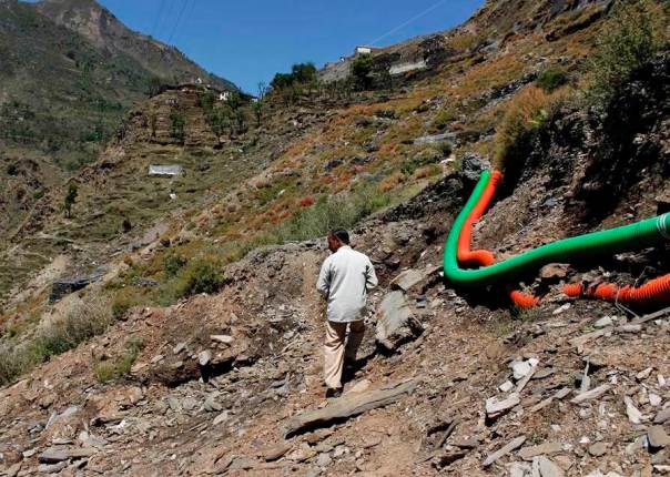 The pastures of the village buried under the landslide caused by the seepages in Mokhar village