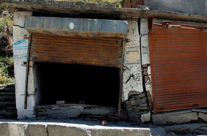 Damages caused by the leakage in the HRT to houses in Mokhar village