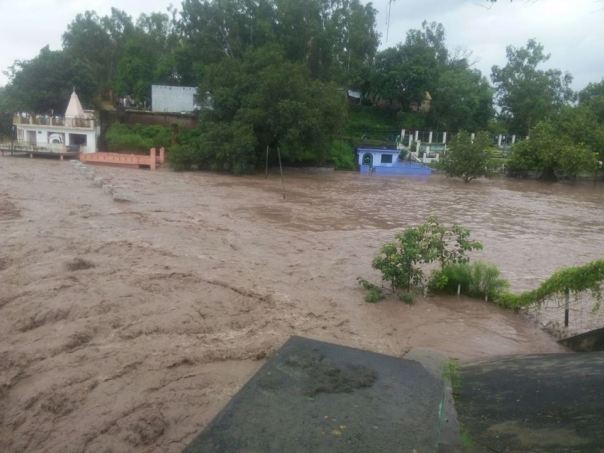 Flood image from Vinay Saraf's Facebook post