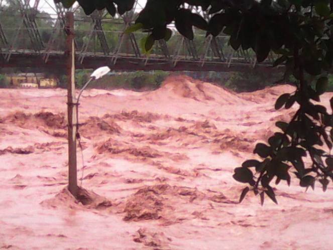Akhnoor flood image from Vinay Saraf's Facebook post