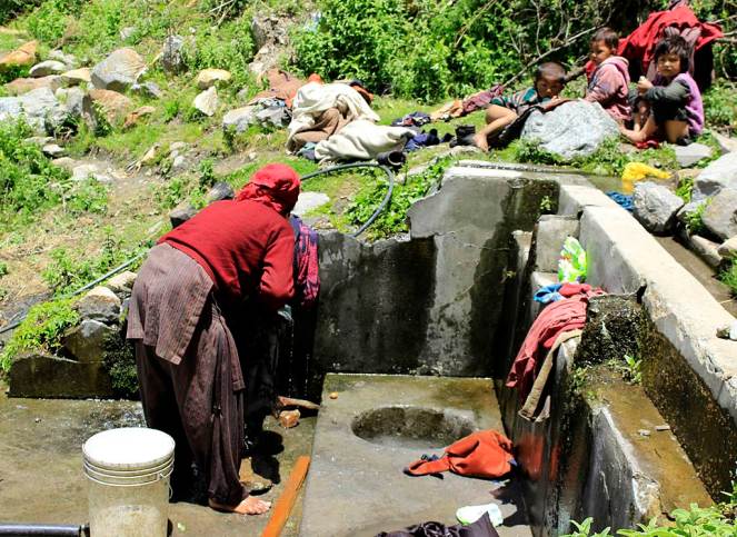 Runnag Chashma is used by the Runnag village for washing and drinking. The water discharge has reduced substantially