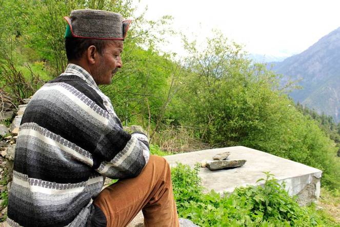 Buthkas, IPH Source fully dried now as a result of tunnel. Almost the entire Meeru panchayat was dependent on this water for drinking