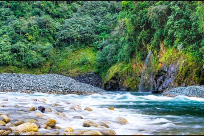 Dibang River Photo with thanks from Global Post, Scot Ligare