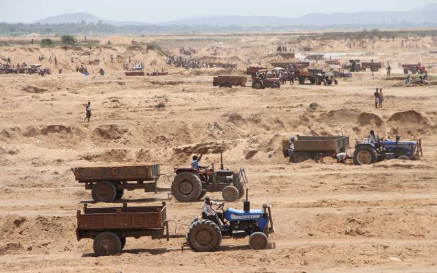 Sandmining in River beds in Tamilnadu Photo: The Hindu