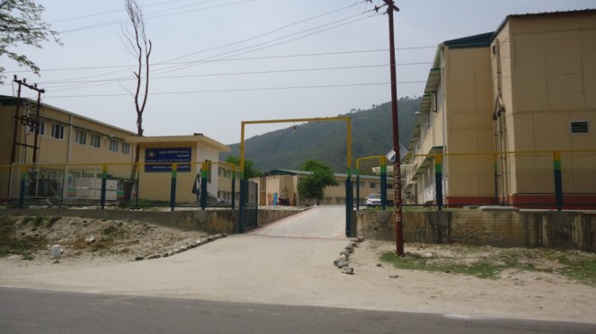 चित्र-2 एनआईटी की प्री-फेब्रिकेट इमारत