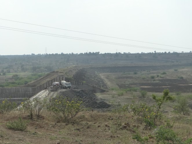 Mehekari Dam in Beed, Marathwada. The reservoir has been dry for 3 years and we are working now on increasing its height. Photo: Author