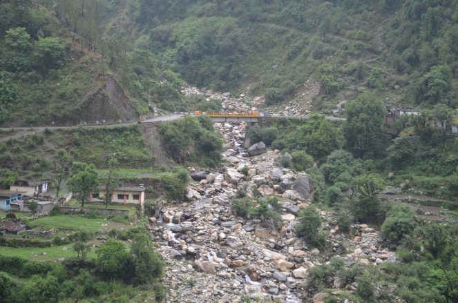 Kuthnor and other Khad (small streams) never swelled so much as to sweep the rocks as clearly seen here