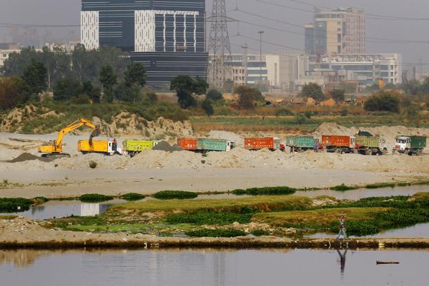 sand_mining--621x414