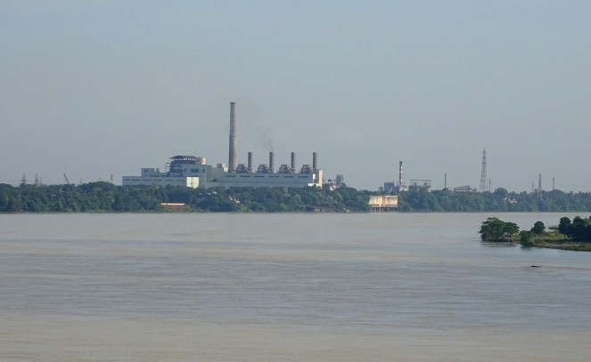 Bandel Thermal Power Plant on bank of River Hooghly in Tribeni, West Bengal (Photo Debadityo Sinha)