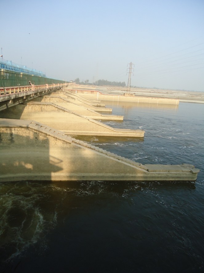 Narora Barrage (Photo by SANDRP)