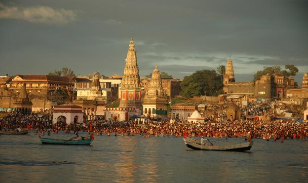 Pandharpur wari, the yearly pilgrimage at Pandharpur (Source: pandharpurwari.com)