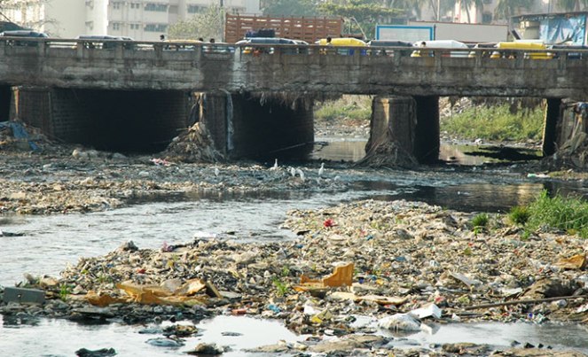 Polluted River Ulhas (Photo: Clean India Journal)