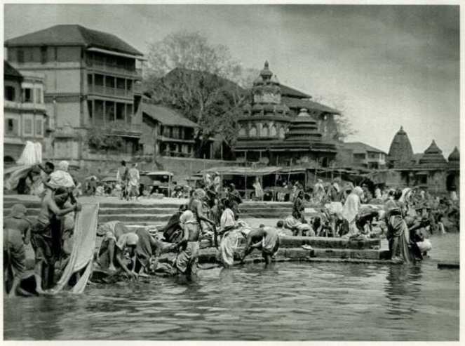 Old ghats of Godavari in Nashik (justnashik.com)