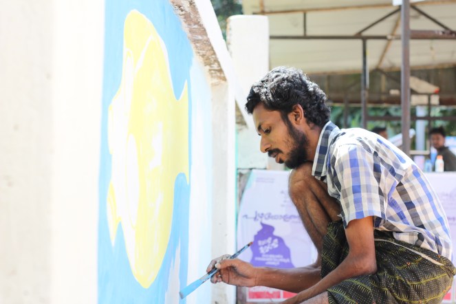 Graffiti artist at work in Chalakudy town. The Highways Division has given clearance for using the flyovers in major towns for spreading awareness through Graffiti 0319